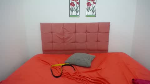 perla online show from 6, 12, 2024