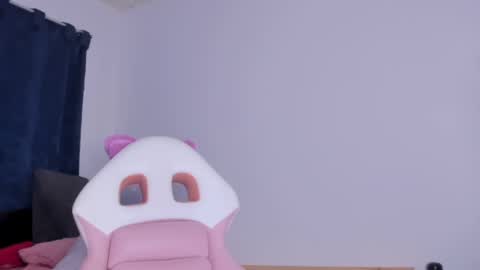 Snapshot of perlaa7 chatting on 27, 12, 2024 Perla online show from 27, 12, 2024