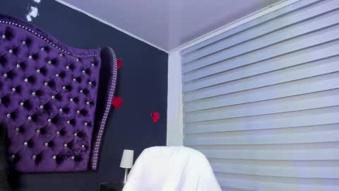 Snapshot of perlaa7 chatting on 2, 3, 2025 Perla online show from 2, 3, 2025