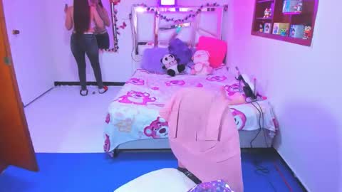 PERLA online show from 12, 11, 2025