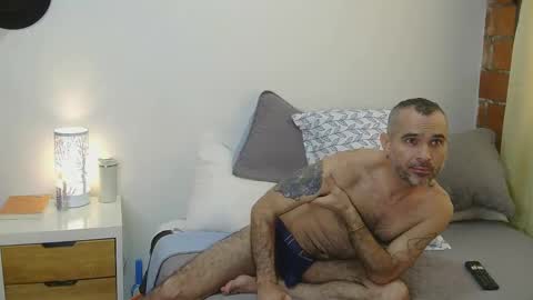 perrosoxxx online show from 15, 1, 2025