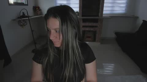 Marie online show from 8, 2, 2025