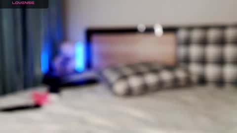 Julia  PVT IS OPEN -- LUSH IS ON online show from 23, 1, 2025