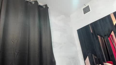 Snapshot of pervert_extrabigboobs chatting on 7, 1, 2026 online show from 7, 1, 2026