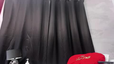 Snapshot of pervert_extrabigboobs chatting on 14, 1, 2026 online show from 14, 1, 2026