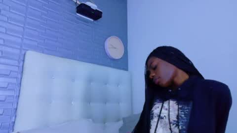 pervert_shydoll online show from 4, 6, 2026