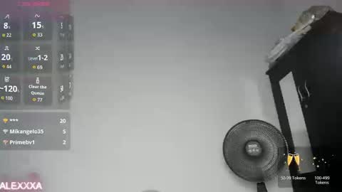 Snapshot of pervertt_mommy chatting on 9, 9, 2025  Alexandra  online show from 9, 9, 2025