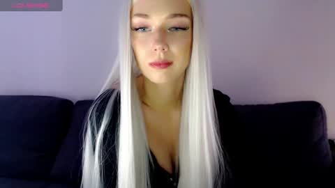 Snapshot of pervyblonde chatting on 3, 1, 2025 Isabella online show from 3, 1, 2025