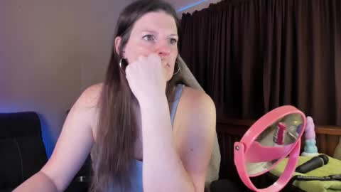 Kelly online show from 2, 12, 2025