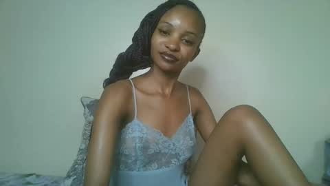 Snapshot of petal_palette chatting on 10, 5, 2026 Lolly online show from 10, 5, 2026