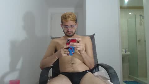 Snapshot of peter_x_annaud chatting on 6, 12, 2024 FELIPE online show from 6, 12, 2024