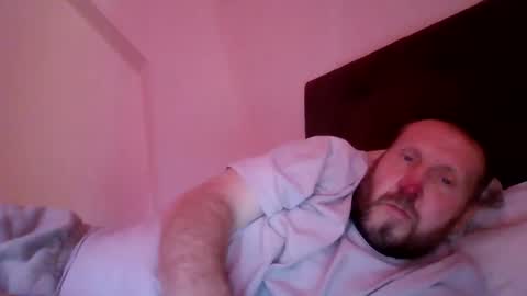 Snapshot of peterpeters443 chatting on 16, 4, 2026 jelle online show from 16, 4, 2026