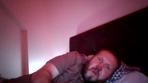 Snapshot of peterpeters443 chatting on 20, 4, 2026 jelle online show from 20, 4, 2026