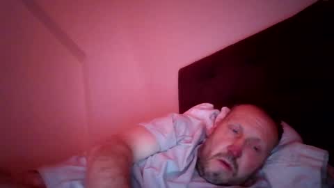 Snapshot of peterpeters443 chatting on 30, 4, 2026 jelle online show from 30, 4, 2026