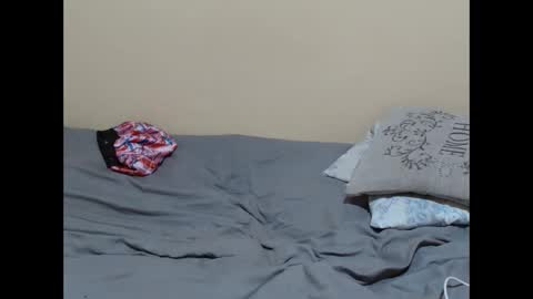 Snapshot of petite_bunni chatting on 26, 5, 2026 petite_bunni online show from 26, 5, 2026
