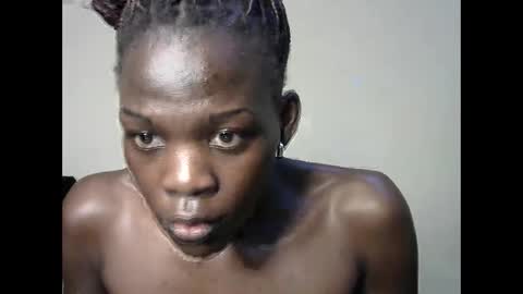 petite_lavi2 online show from 20, 12, 2024