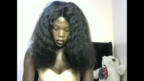 petite_lavi2 online show from 22, 2, 2025