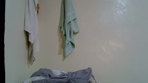Snapshot of petite_melinda chatting on 25, 6, 2026 petite_melinda online show from 25, 6, 2026