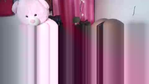 Snapshot of petite_princes chatting on 6, 6, 2026 petite_princes online show from 6, 6, 2026