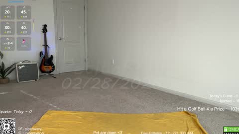 Snapshot of petitebrat chatting on 28, 2, 2026 PiperAvery online show from 28, 2, 2026