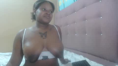 petitechocolatemommy online show from 16, 11, 2025