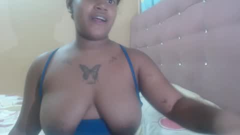 petitechocolatemommy online show from 19, 11, 2025