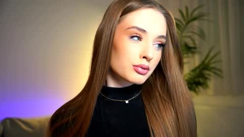 Petitegonwiild online show from 21, 9, 2025