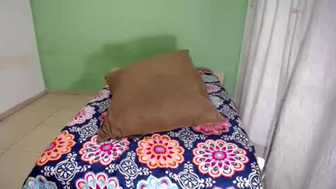 petitesammy online show from 17, 3, 2026