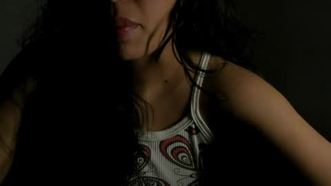 Snapshot of petitgirl_ chatting on 9, 5, 2026 J A S S online show from 9, 5, 2026