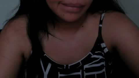 Snapshot of petitgirl_ chatting on 28, 5, 2026 J A S S online show from 28, 5, 2026