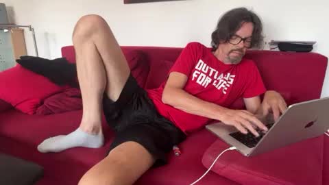 Snapshot of petmario chatting on 2, 8, 2026 petmario online show from 2, 8, 2026