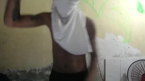 Snapshot of petty_boy777 chatting on 16, 12, 2025 petty_boy777 online show from 16, 12, 2025