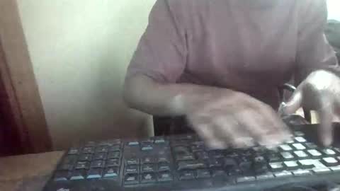 Snapshot of peyo873996 chatting on 18, 4, 2026 peyo873996 online show from 18, 4, 2026