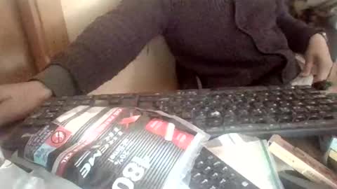 Snapshot of peyo873996 chatting on 11, 5, 2026 peyo873996 online show from 11, 5, 2026