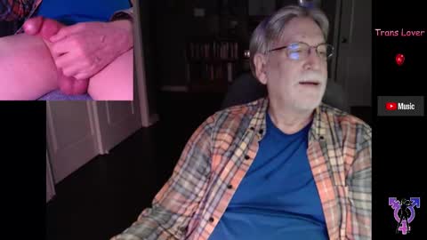 Snapshot of pghk2000 chatting on 13, 12, 2024 George online show from 13, 12, 2024