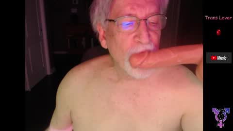 Snapshot of pghk2000 chatting on 29, 5, 2026 George online show from 29, 5, 2026