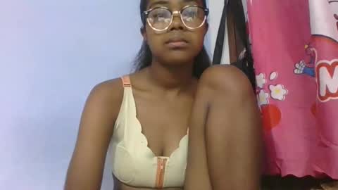 phania185885 online show from 4, 5, 2026