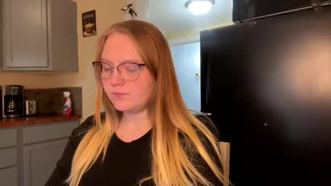 PhatAssBlond online show from 5, 2, 2025