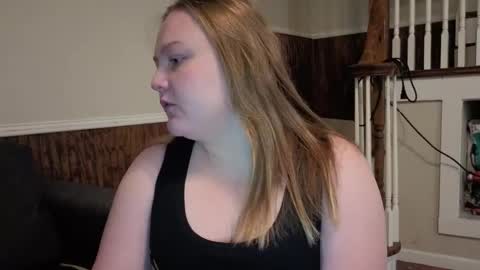 Snapshot of phatassblond chatting on 2, 2, 2026 PhatAssBlond online show from 2, 2, 2026