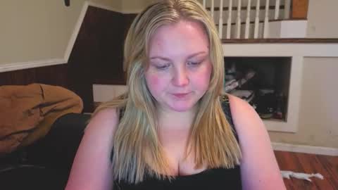 Snapshot of phatassblond chatting on 11, 2, 2026 PhatAssBlond online show from 11, 2, 2026