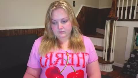 Snapshot of phatassblond chatting on 15, 2, 2026 PhatAssBlond online show from 15, 2, 2026