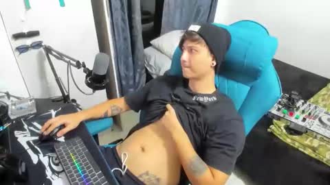 Snapshot of philip_dj chatting on 11, 2, 2026 philip_dj online show from 11, 2, 2026