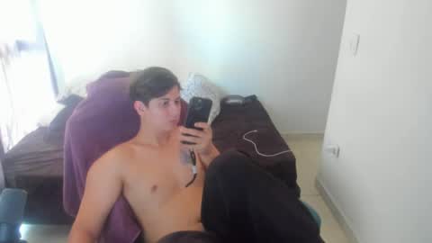 Snapshot of philip_dj chatting on 28, 4, 2026 philip_dj online show from 28, 4, 2026
