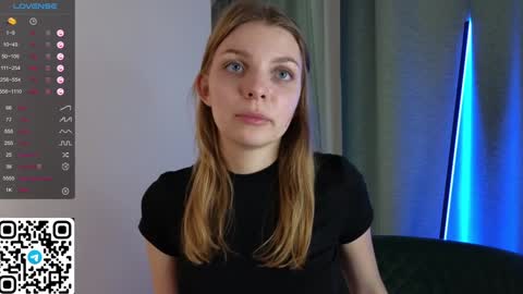 Snapshot of philippabrainard chatting on 2, 2, 2025 Hello guys Sweet Scarlett here NEXT LIVE 5AM 2 gmt online show from 2, 2, 2025