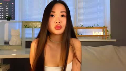 Snapshot of philippabrainard chatting on 14, 2, 2025 Hello guys Sweet Scarlett here NEXT LIVE 5AM 2 gmt online show from 14, 2, 2025