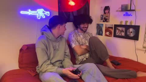 Snapshot of phillycouple1802 chatting on 13, 11, 2025 phillycouple1802 online show from 13, 11, 2025