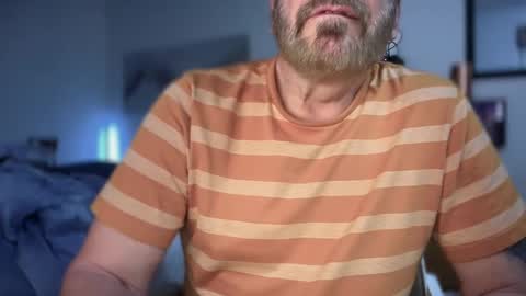 Snapshot of phillyhung8 chatting on 24, 2, 2025 phillyhung8 online show from 24, 2, 2025