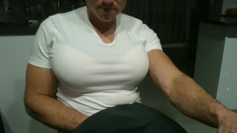 philouuuuu online show from 19, 2, 2026