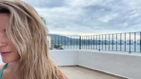 Snapshot of phoenix_taylor chatting on 6, 10, 2025 PHOENIX TAYLOR online show from 6, 10, 2025