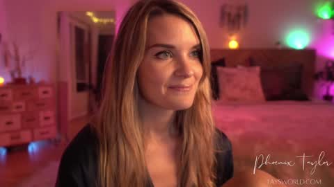 PHOENIX TAYLOR online show from 21, 11, 2025